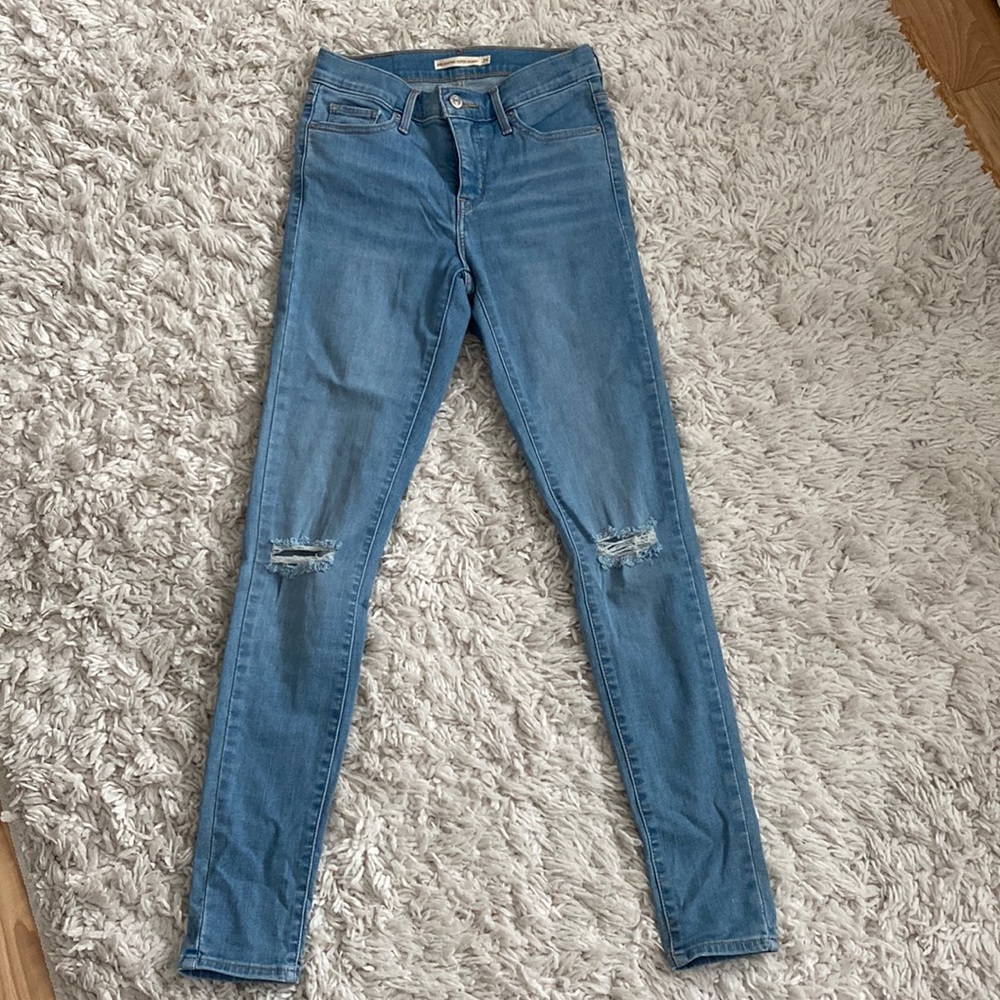 levis ripped skinny jeans